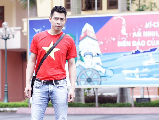 Kevin Tuấn Hùng trao tiền Việt kiều Đức ủng hộ Cảnh sát biển - ảnh 5